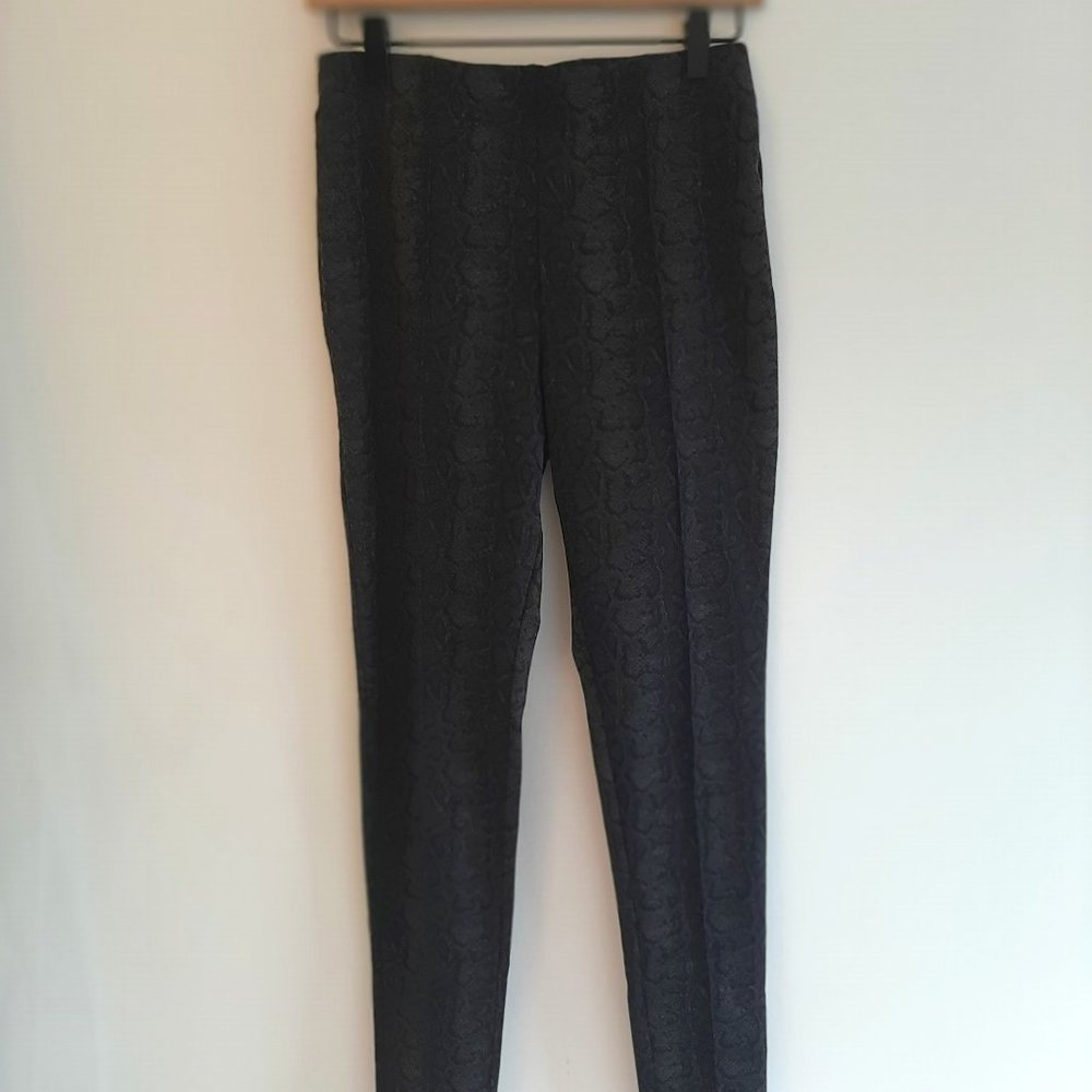 Tahari Dark Grey Snakeskin Leggings Size Small